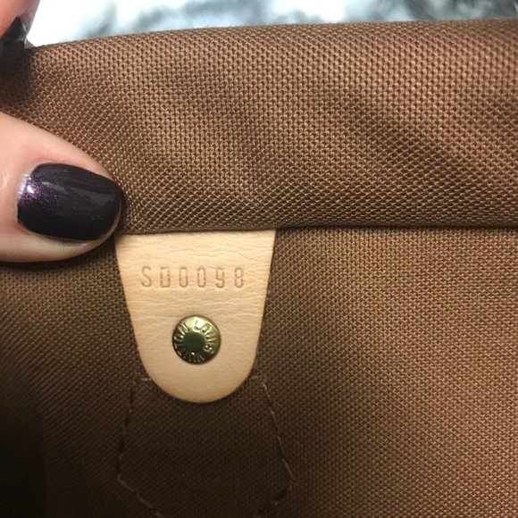 Louis Vuitton Speedy 35 - Picture 10 of 11
